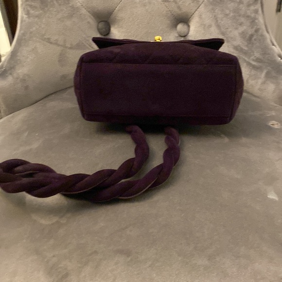 Classic Purple Velvet Quilted Single Shoulder Bag. Used. - Picture 3 of 5